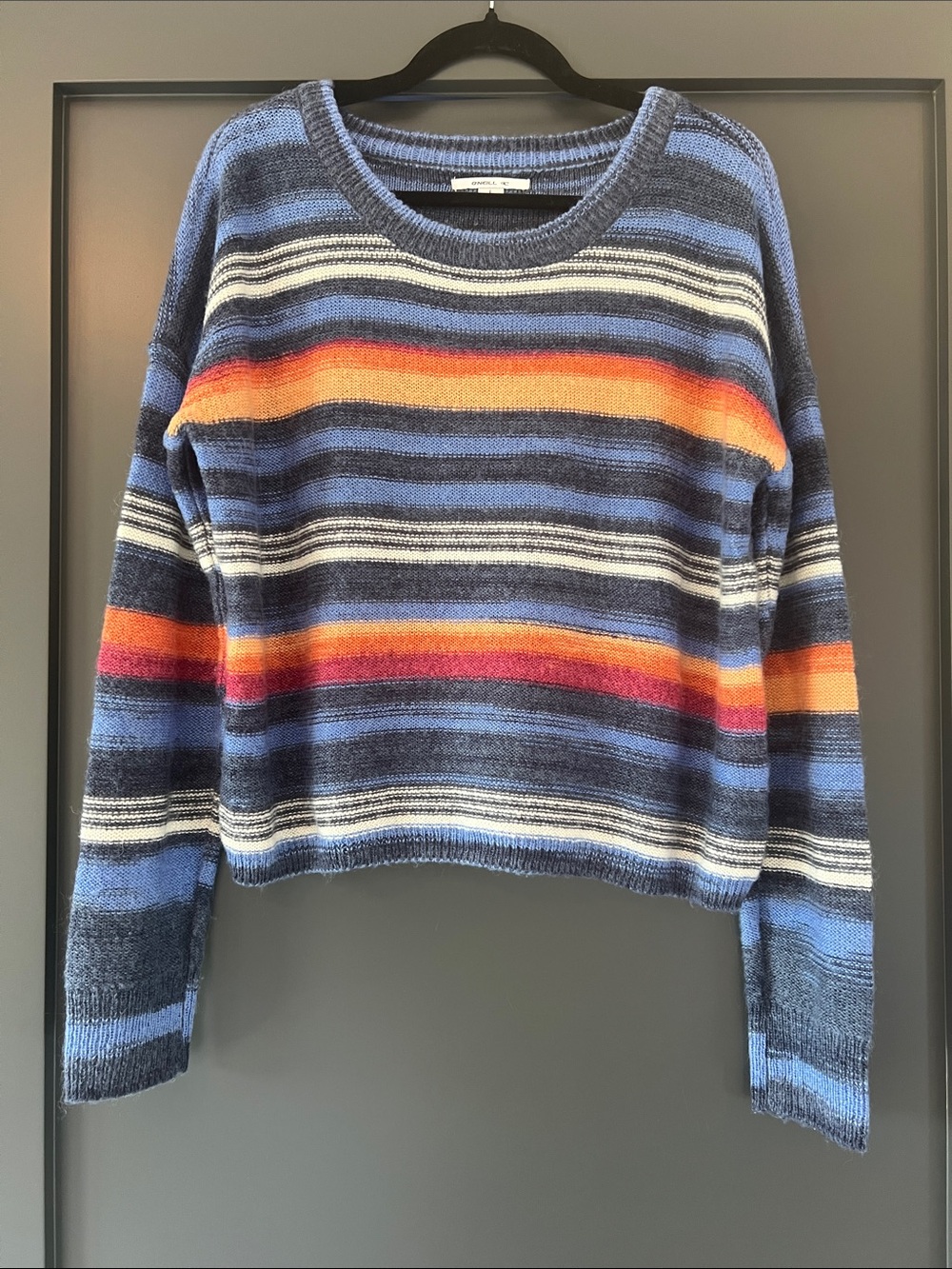 O'Neill Beachy, Striped Crewneck Sweater in Navy, Blue, Orange & Red Size Large